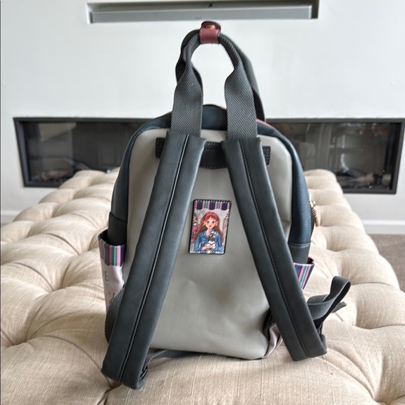 NWT. Gray and Pink Women\'s Backpack